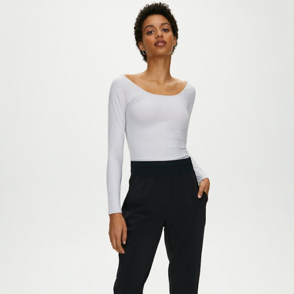 🆕 NWT ARITZIA Babaton Maeve Ice Grey Long Sleeve Top Ballerina Slim Fit XXS